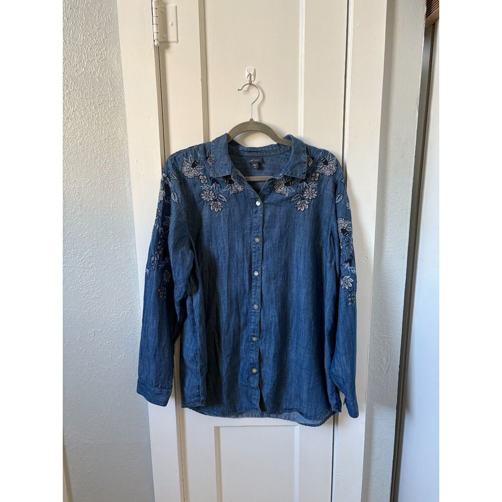 J Jill LT Denim Chambray Button Up Tunic Top Embroidered Cottagecore Boho Floral